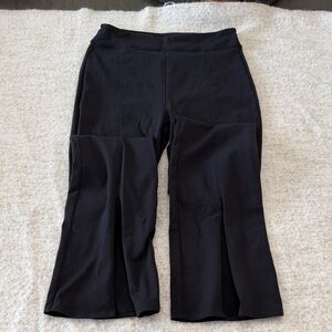 Alo Split-Hem Pant